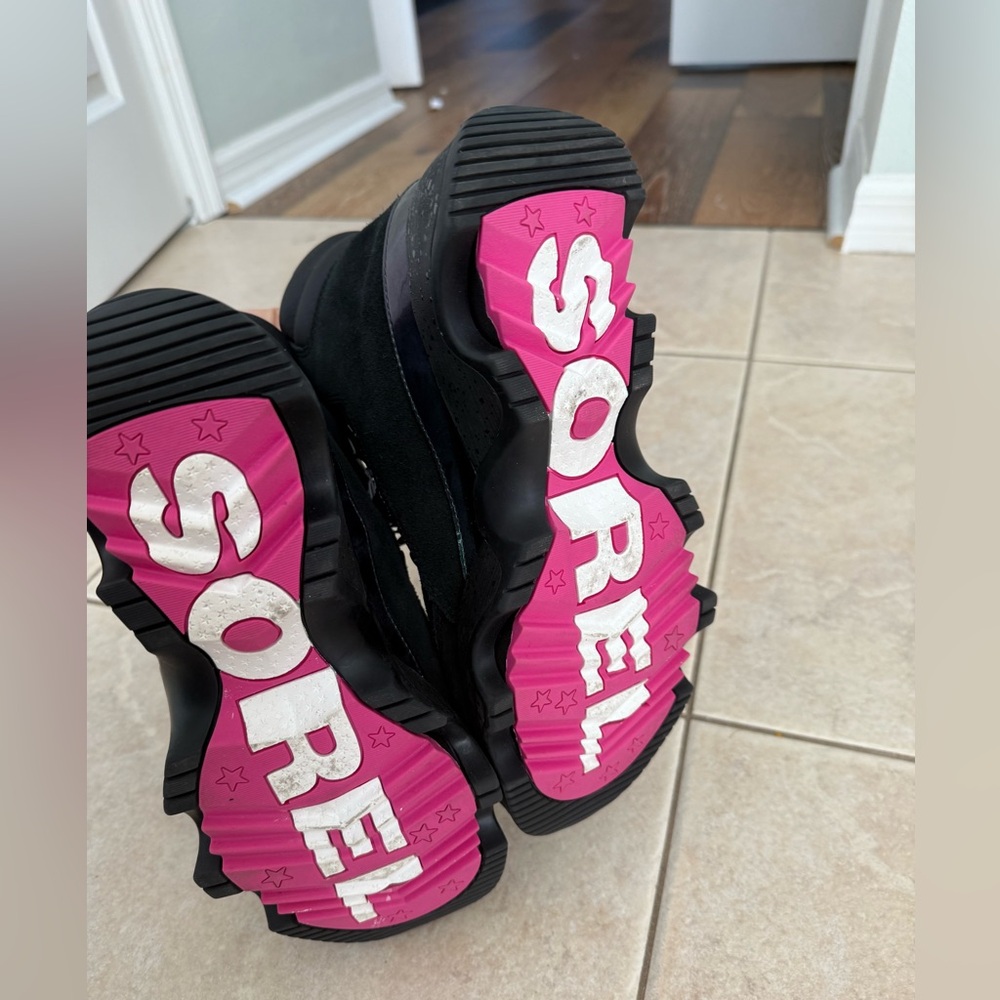 Sorel Kinetic Impact Conquest Aurora Boots nwot Women’s Shoes Boot Black Size 11 - Picture 6 of 12